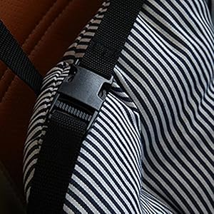 la ceinture du siège d'appoint pour animaux de compagnie est réglable