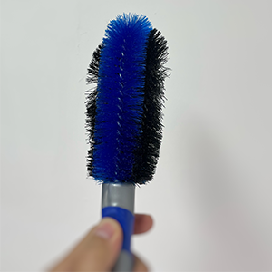 brosses déformées